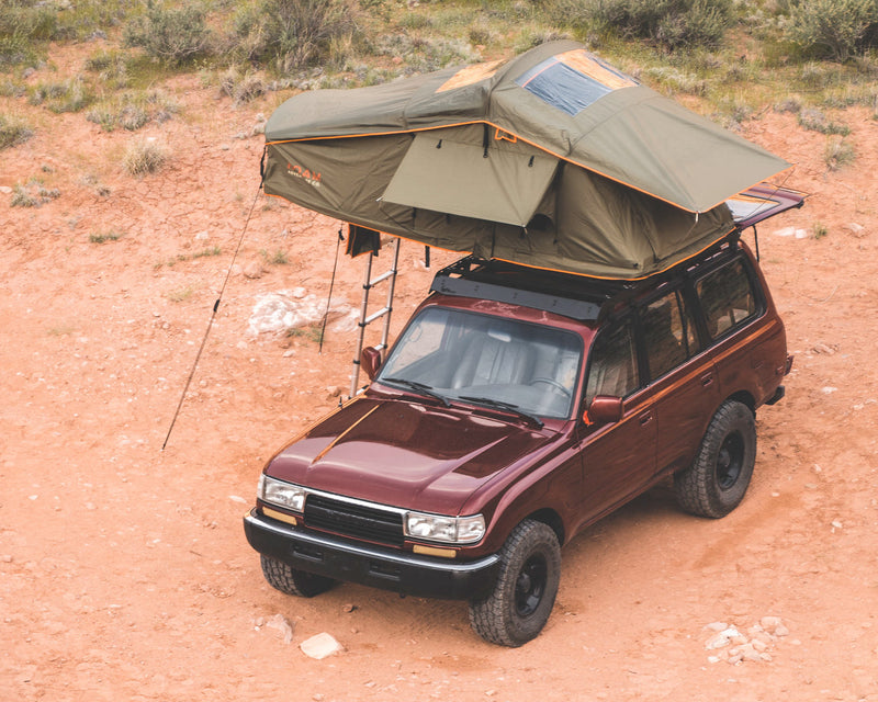 Load image into Gallery viewer, Vagabond Rooftop Tent in Forest Green Hyper Orange
