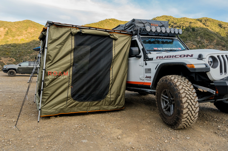 Load image into Gallery viewer, ROAM Adventure Co. Rooftop Awning Room in Forest Green shown on a Jeep Rubicon
